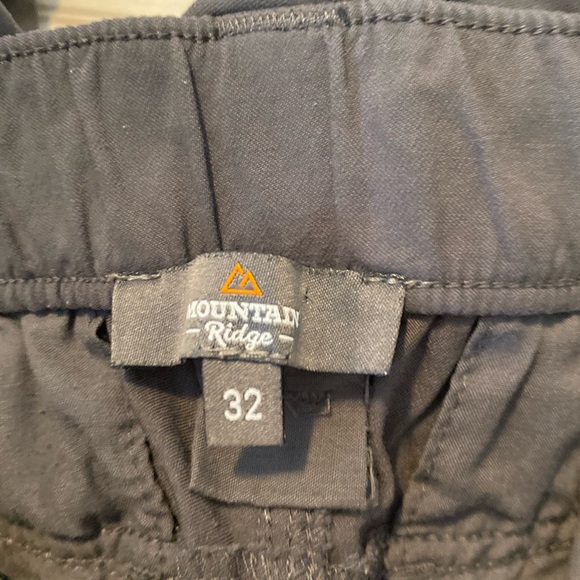 MOUNTAIN RIDGE MENS CONVERTIBLE PANT - Picture 9 of 9